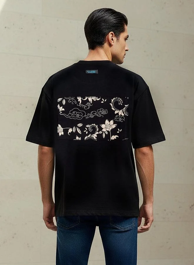 Lee Cooper  Lee Cooper Men Relaxed Fit Crew Neck Short Sleeves Graphic T-shirt for Men | Best Price UAE
